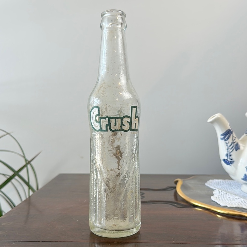 Vintage Crush 1972 Empty Glass Collectible Bottle 10 oz
